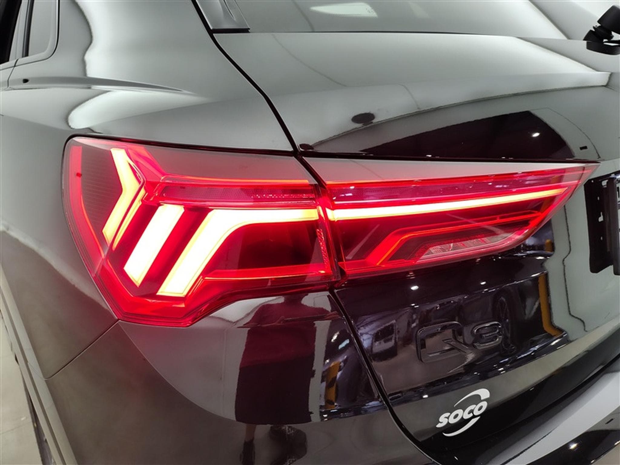 Audi Q3 35 TFSI S-line **NAVI/CAM/ALCANTARA/AUTO** (2023) - Photo 16