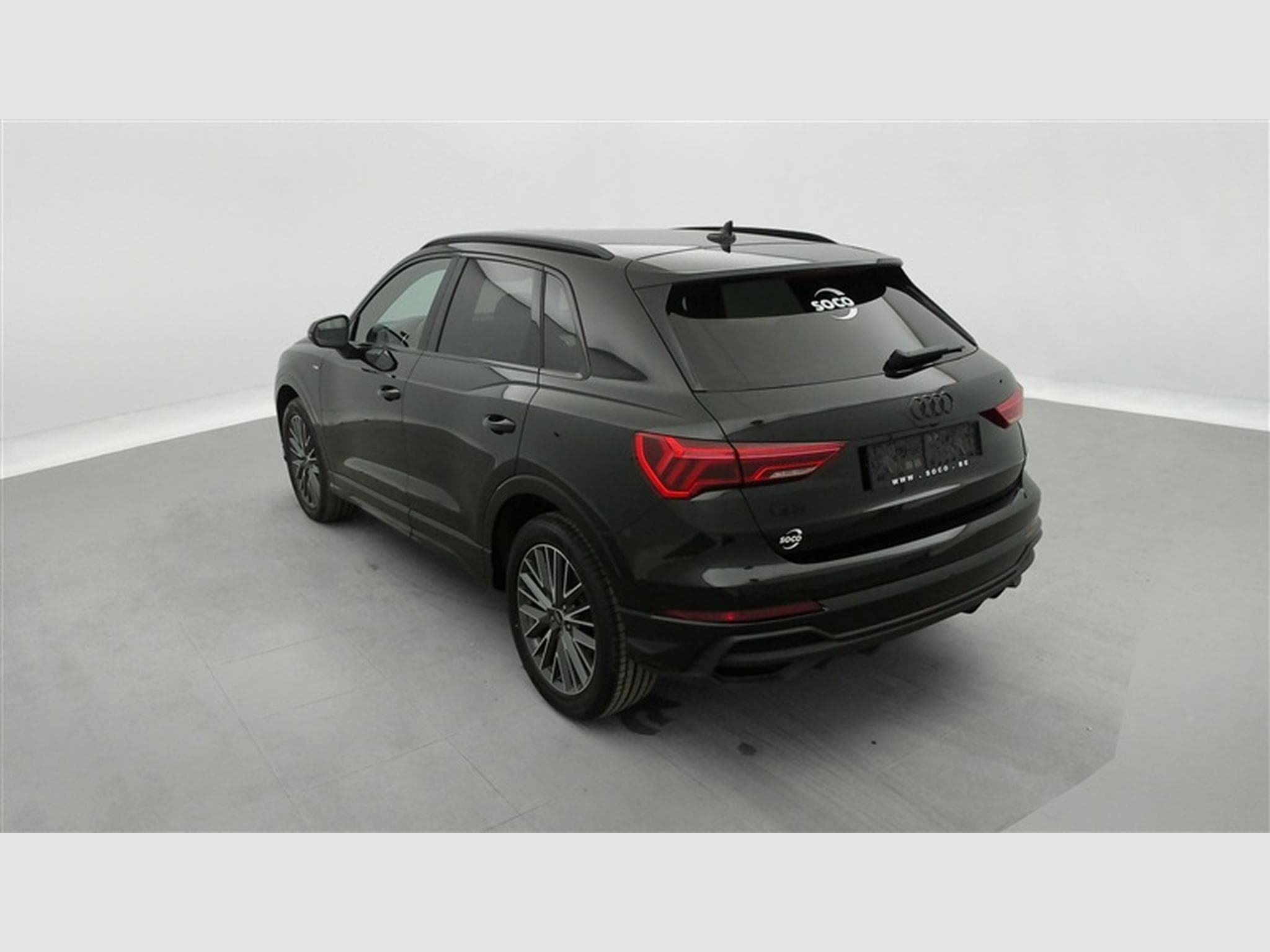 Audi Q3 35 TFSI S-line **NAVI/CAM/ALCANTARA/AUTO** (2023) - Photo 2
