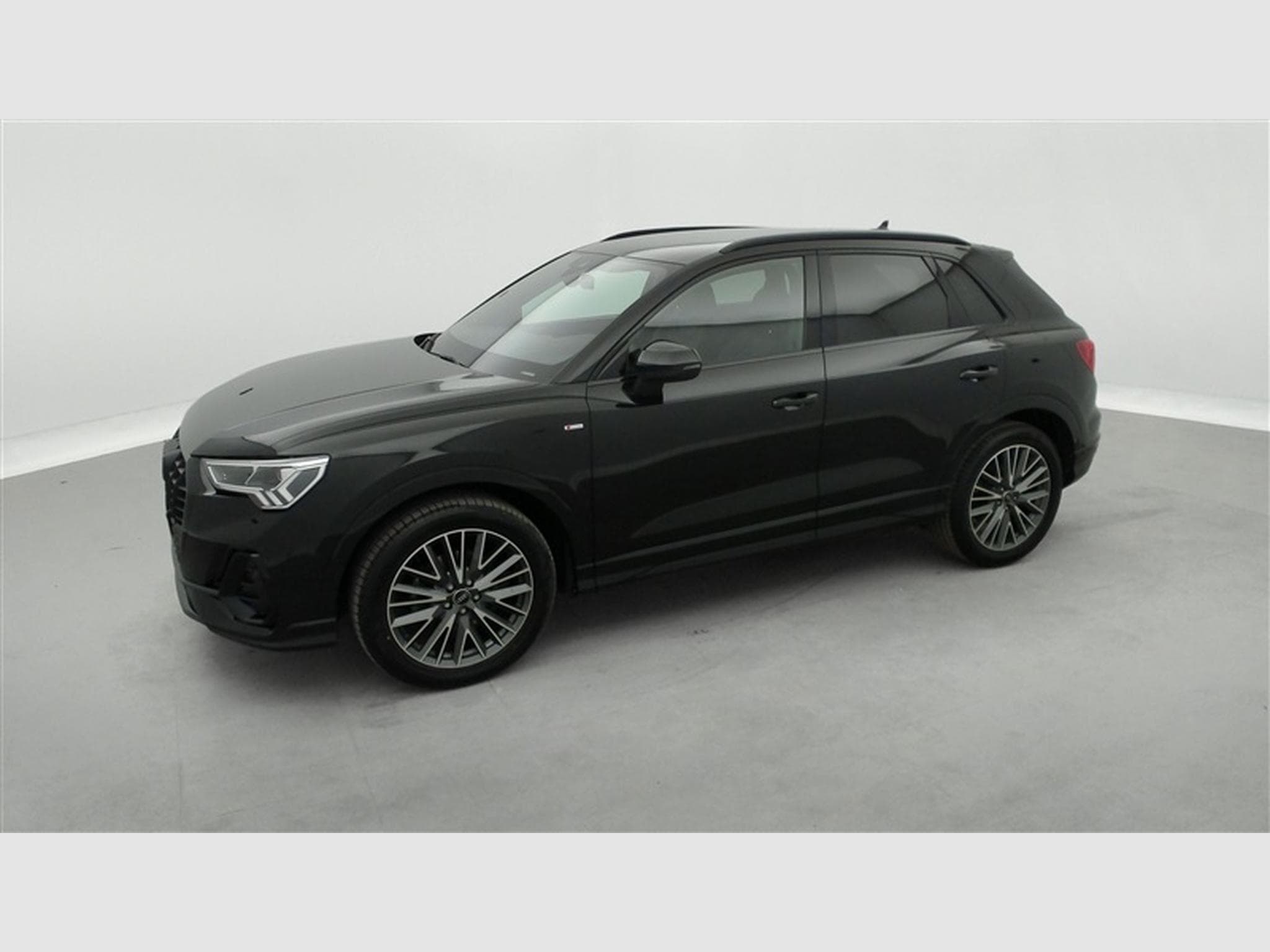 Audi Q3 35 TFSI S-line **NAVI/CAM/ALCANTARA/AUTO** (2023) - Photo 22