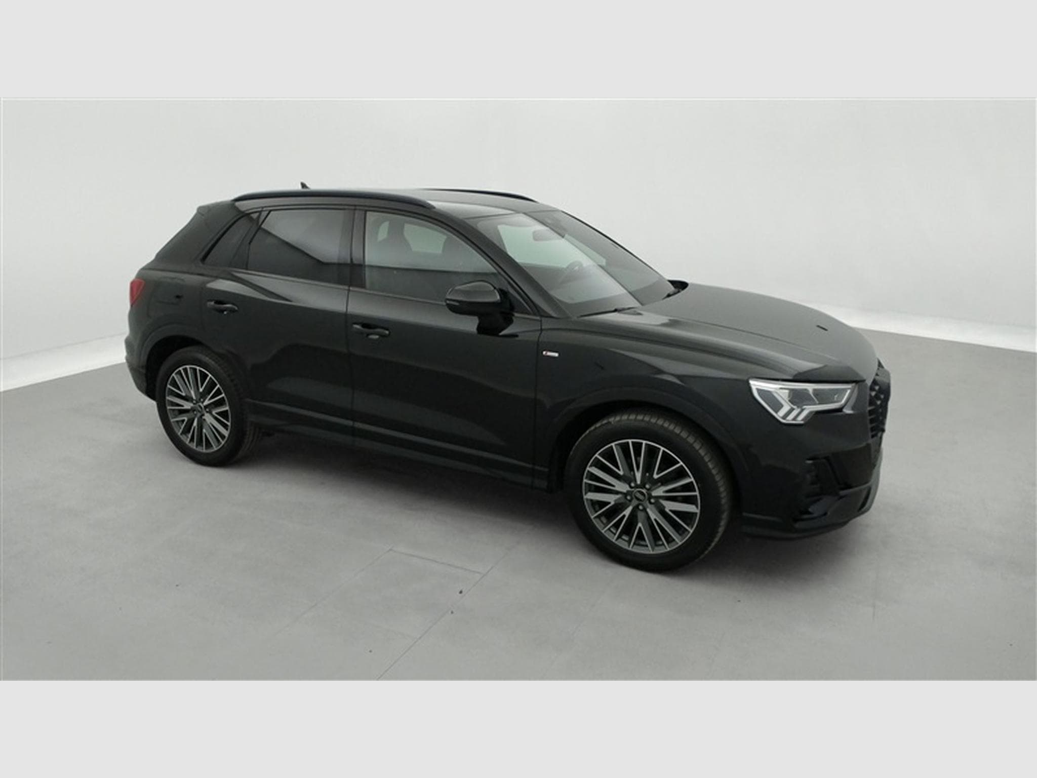 Audi Q3 35 TFSI S-line **NAVI/CAM/ALCANTARA/AUTO** (2023) - Photo 24