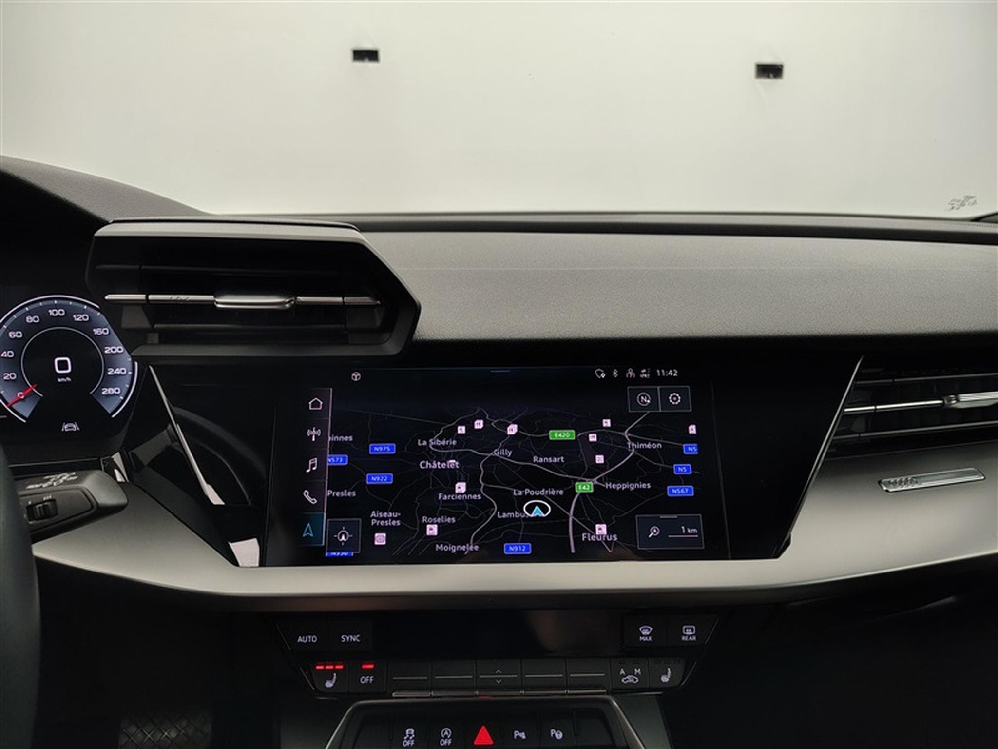 Audi A3 A3 Sportback 30 TFSI Advanced AUTO/NAVI/FULL LED/PDC** (2023) - Photo 11