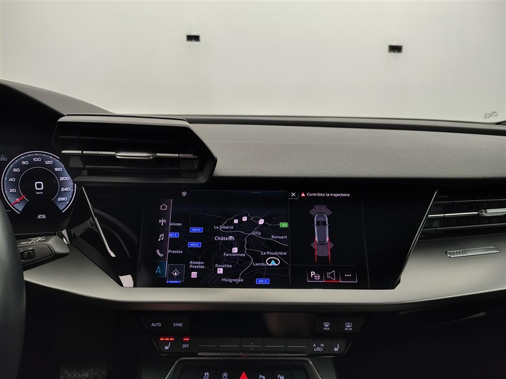 Audi A3 A3 Sportback 30 TFSI Advanced AUTO/NAVI/FULL LED/PDC** (2023) - Photo 17