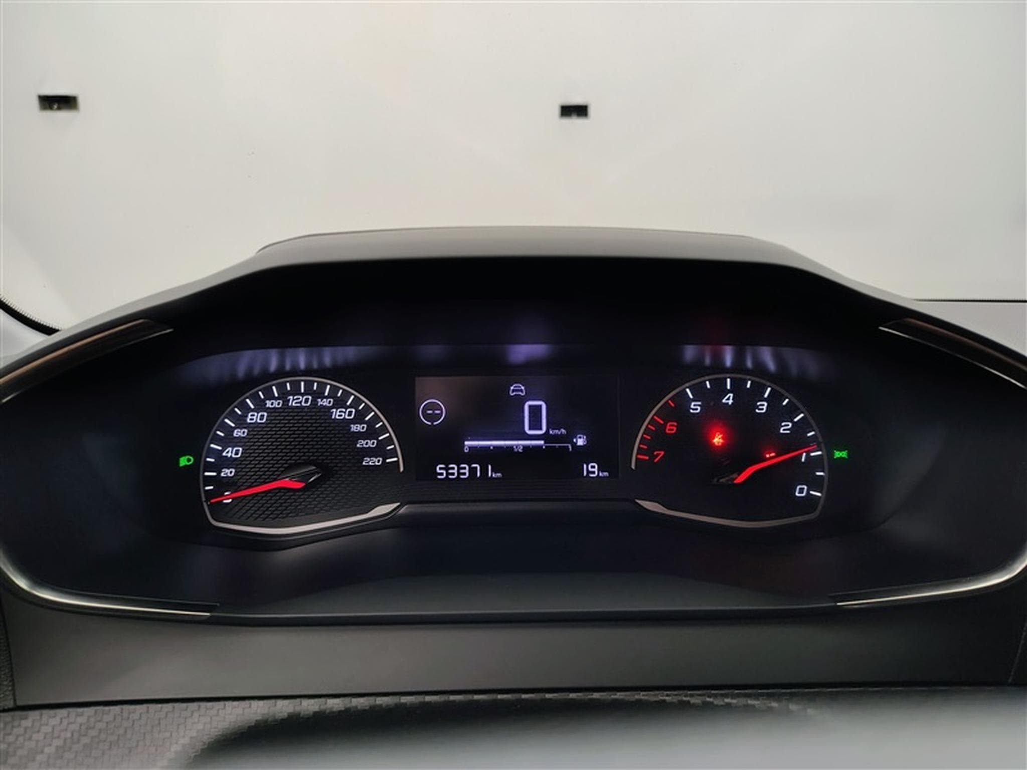 Peugeot 208 1.2i PureTech Like CLIM (2022) - Photo 10