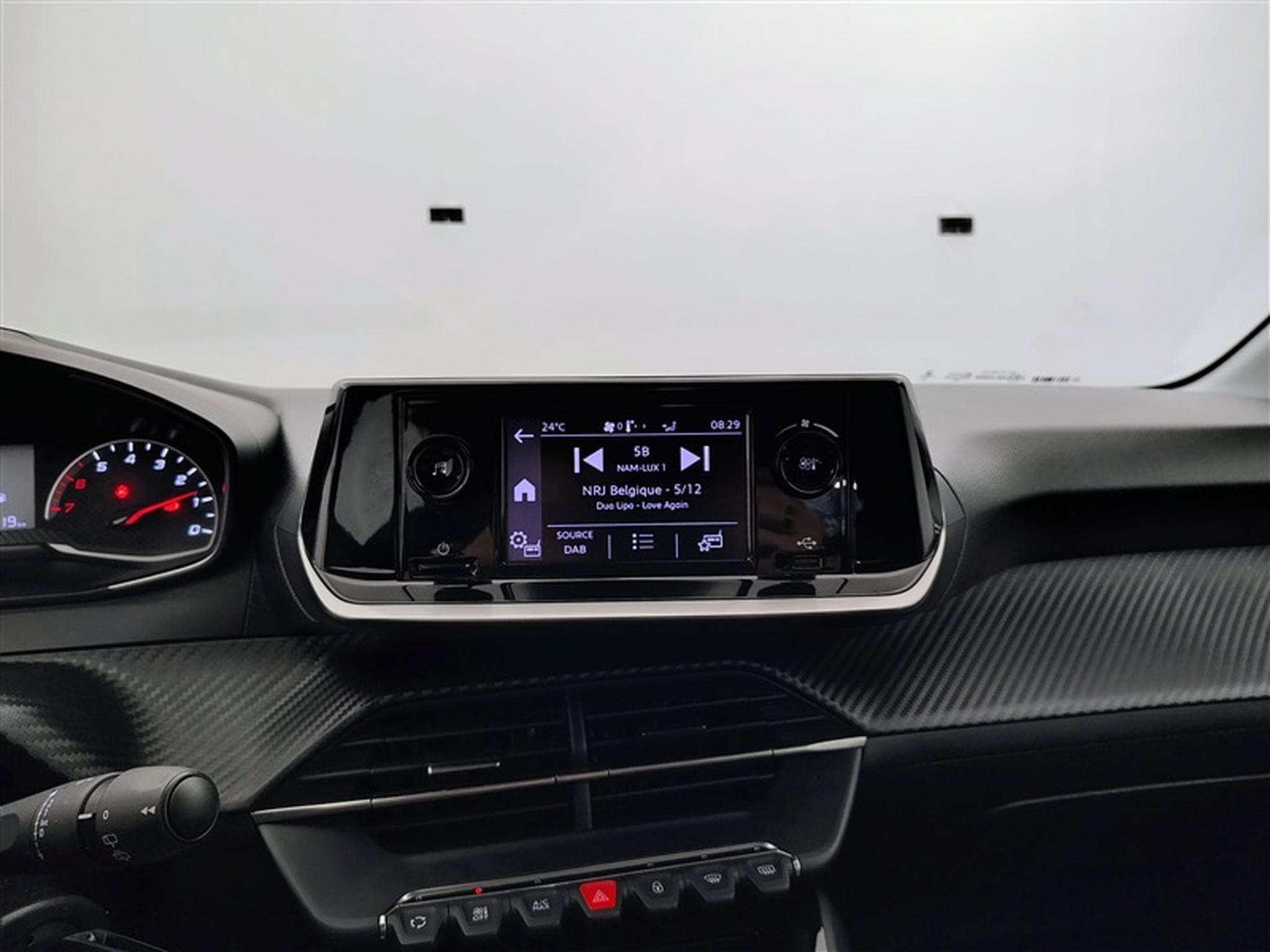 Peugeot 208 1.2i PureTech Like CLIM (2022) - Photo 11