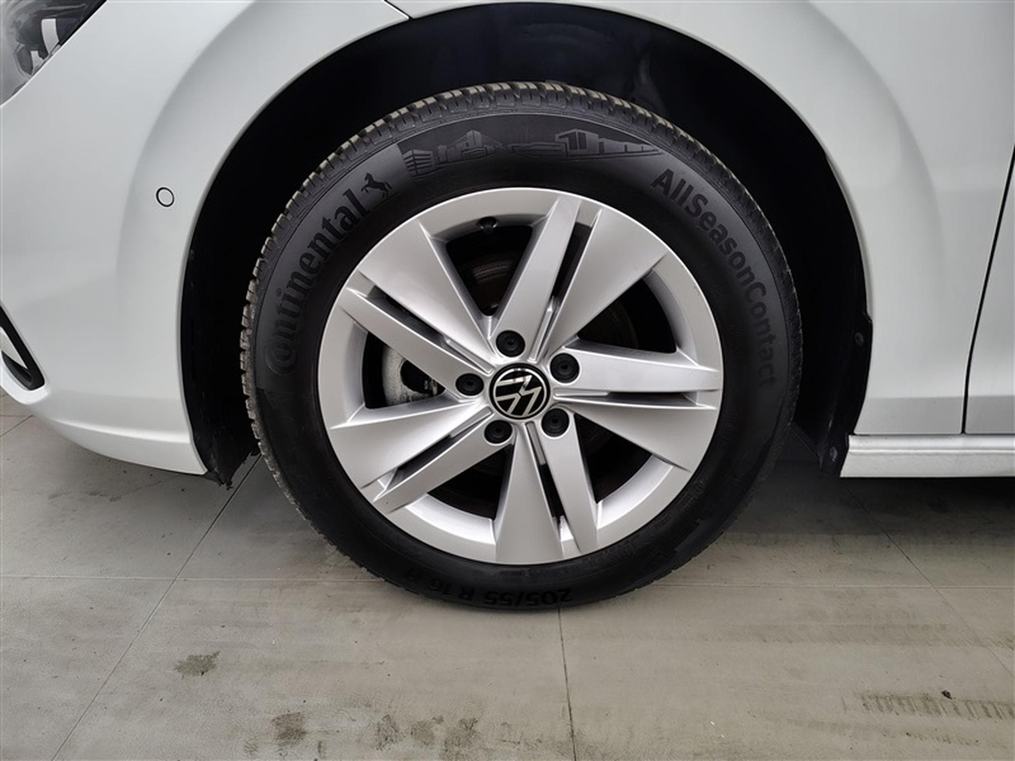 VW Golf 1.0 TSI Life  Navi / Led / PDC av+ar (2023) - Photo 6