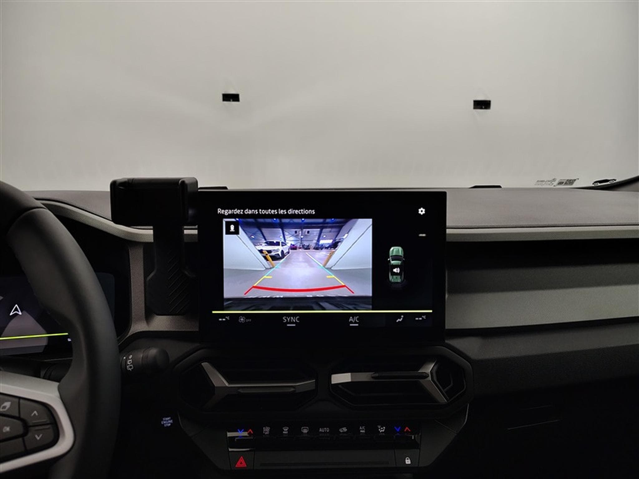 Dacia Bigster Mild Hybrid 140cv Journey NAVI / CARPLAY / CAMERA (2026) - Photo 17