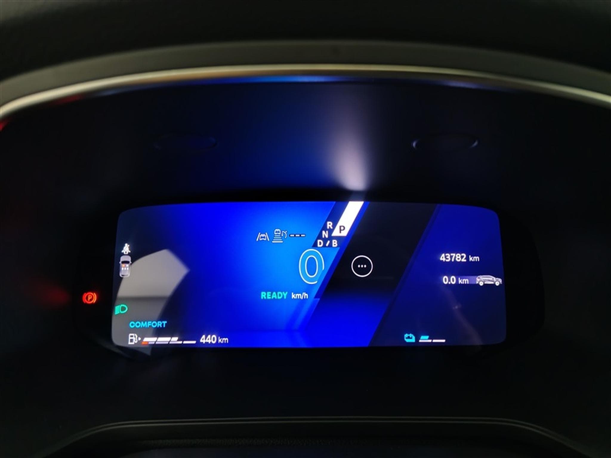 Renault Symbioz 1.6 E-TECH 145 Full Hybride Esprit Alpine NAVI/ S-CUIR/ LED (2025) - Photo 10
