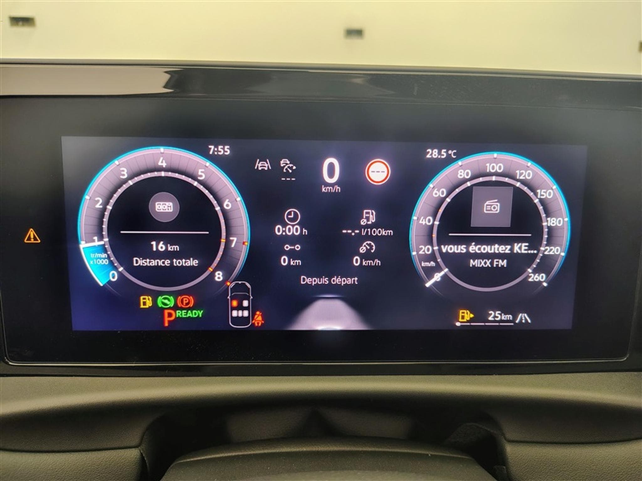 VW T-Roc 1.5 TSI 150Cv DSG R-Line CARPLAY / FULL LED / PANO / CAMERA (2026) - Photo 10