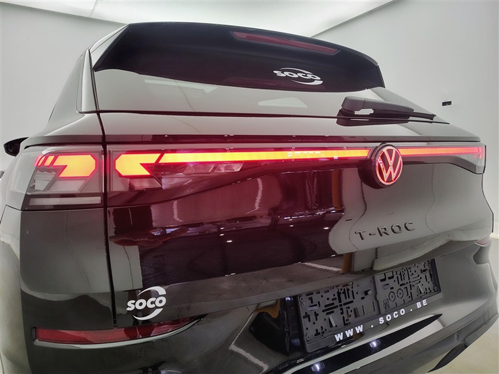 VW T-Roc 1.5 TSI 150Cv DSG R-Line CARPLAY / FULL LED / PANO / CAMERA (2026) - Photo 16