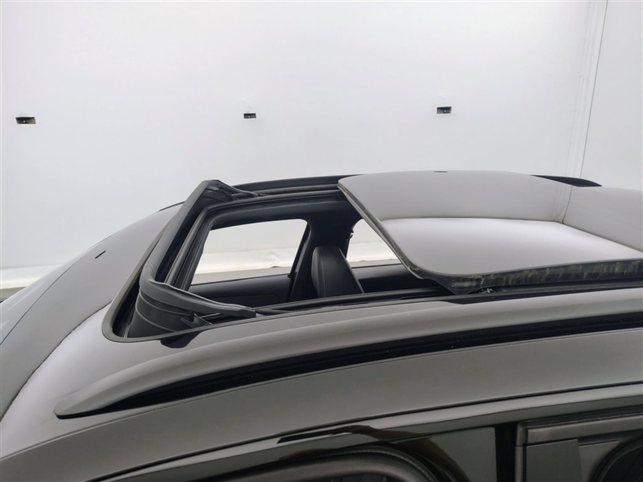 VW T-Roc 1.5 TSI 150Cv DSG R-Line CARPLAY / FULL LED / PANO / CAMERA (2026) - Photo 19