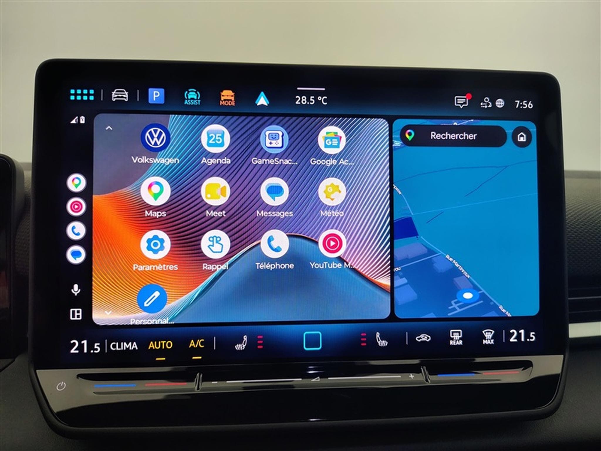 VW T-Roc 1.5 TSI 150Cv DSG R-Line CARPLAY / FULL LED / PANO / CAMERA (2026) - Photo 22