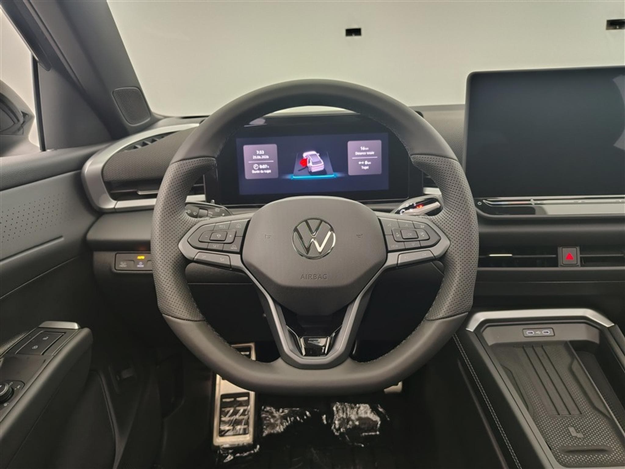 VW T-Roc 1.5 TSI 150Cv DSG R-Line CARPLAY / FULL LED / PANO / CAMERA (2026) - Photo 9