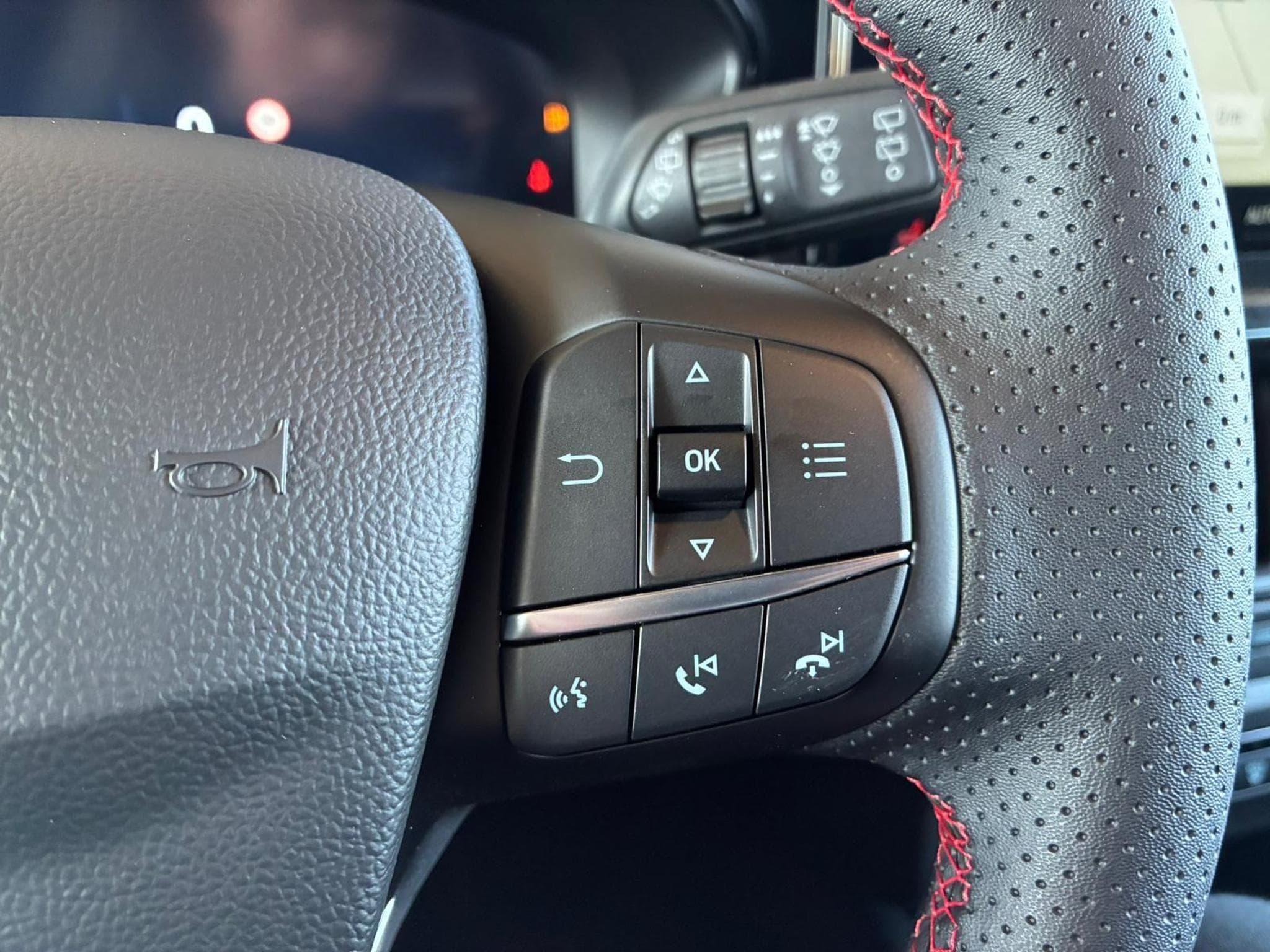 Ford Focus Standard (2025) - Photo 19