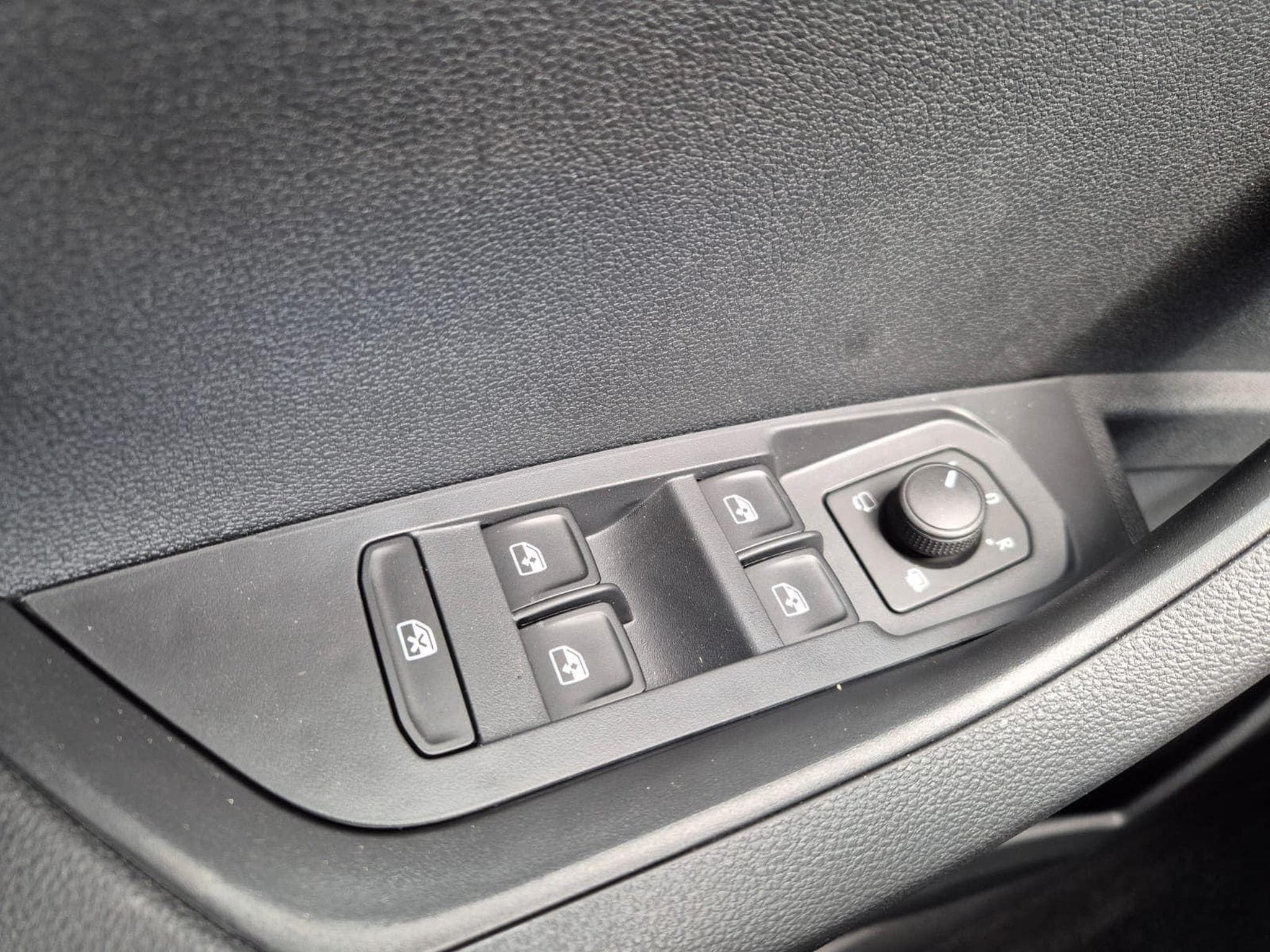 Skoda Karoq Selection (2026) - Photo 15