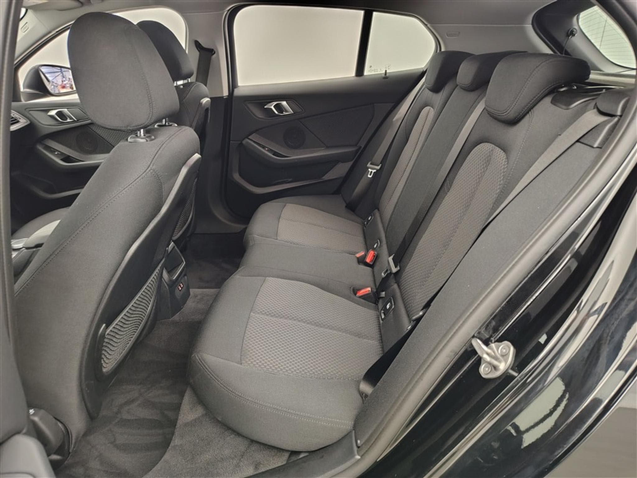 BMW 116 116 d Business NAVI/FULL LED/JA/PDC AV AR (2023) - Photo 13