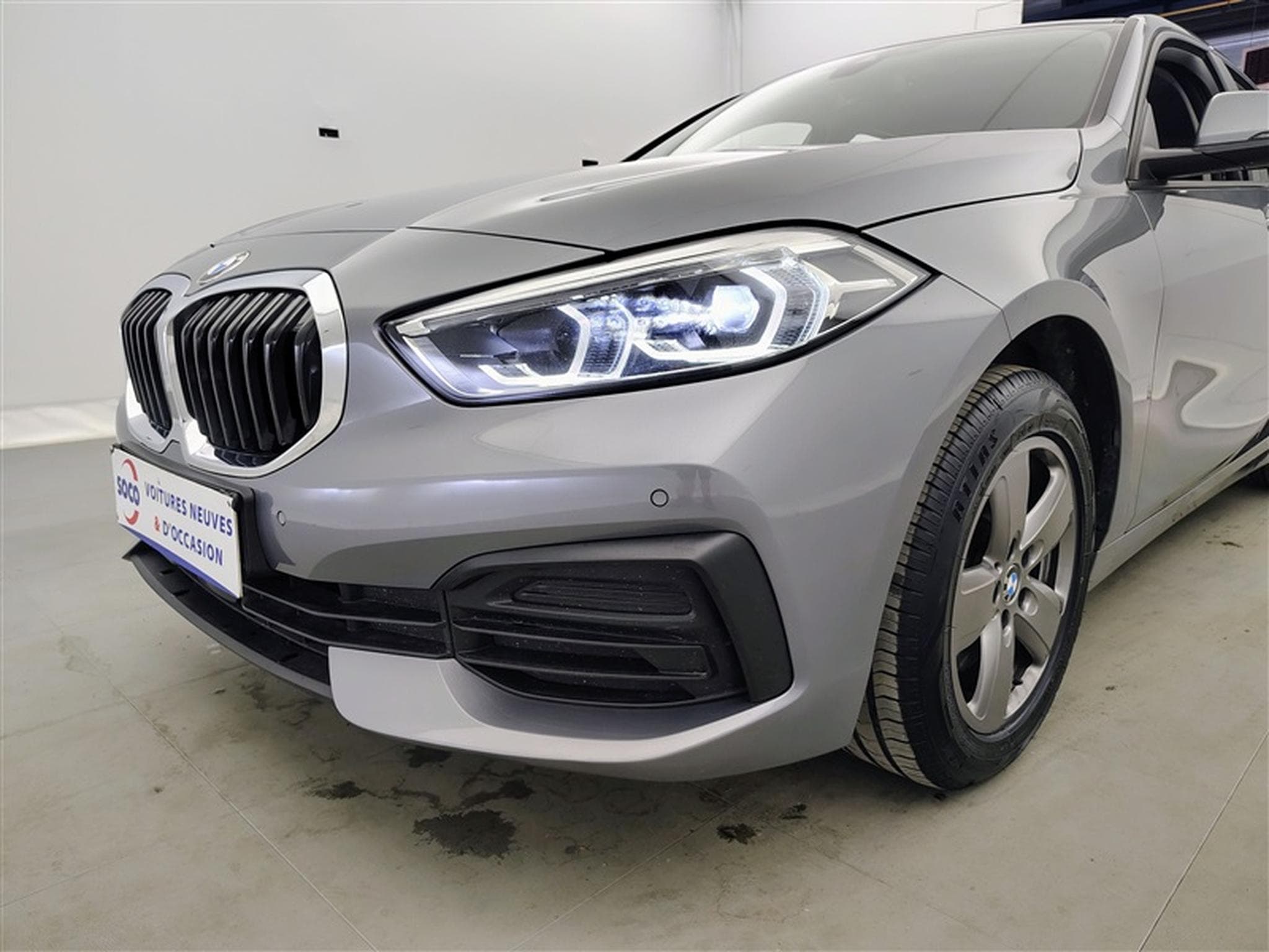 BMW 118 iA Business NAVI / FULL LED / PDC AV-AR (2023) - Photo 15