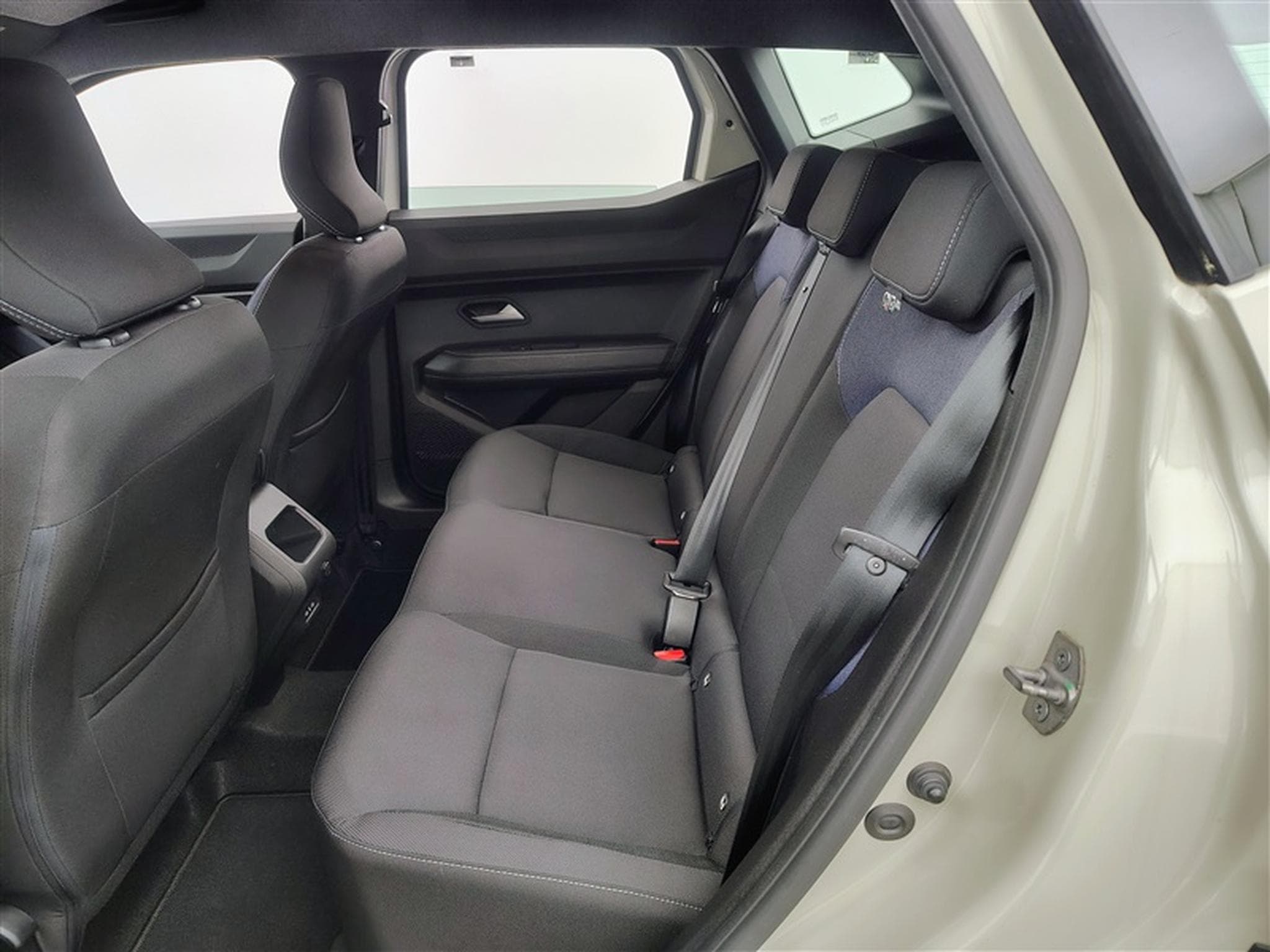 Dacia Duster 1.0 ECO-G Journey CARPLAY / FULL LED / CAMERA / JA 17" (2024) - Photo 13