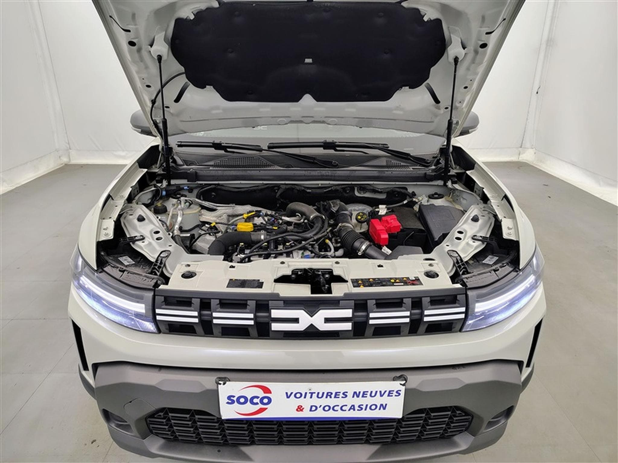 Dacia Duster 1.0 ECO-G Journey CARPLAY / FULL LED / CAMERA / JA 17" (2024) - Photo 18
