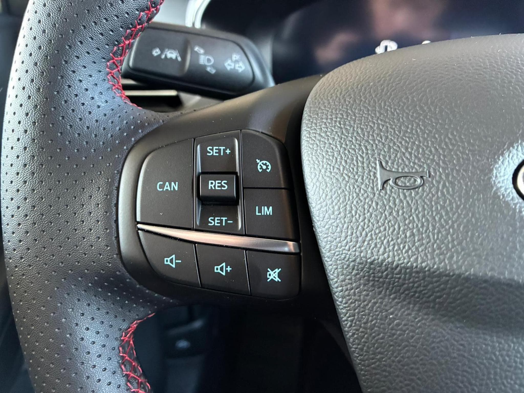Ford Focus ST Line X Turnier (2025) - Photo 18