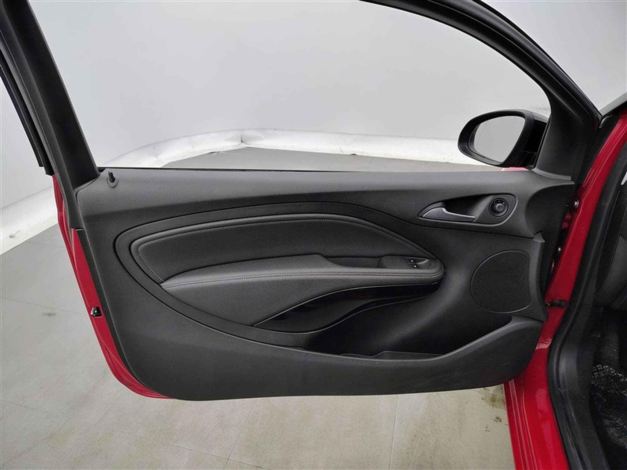 Opel Adam 1.2i Unlimited (EU6.2) (2018) - Photo 16