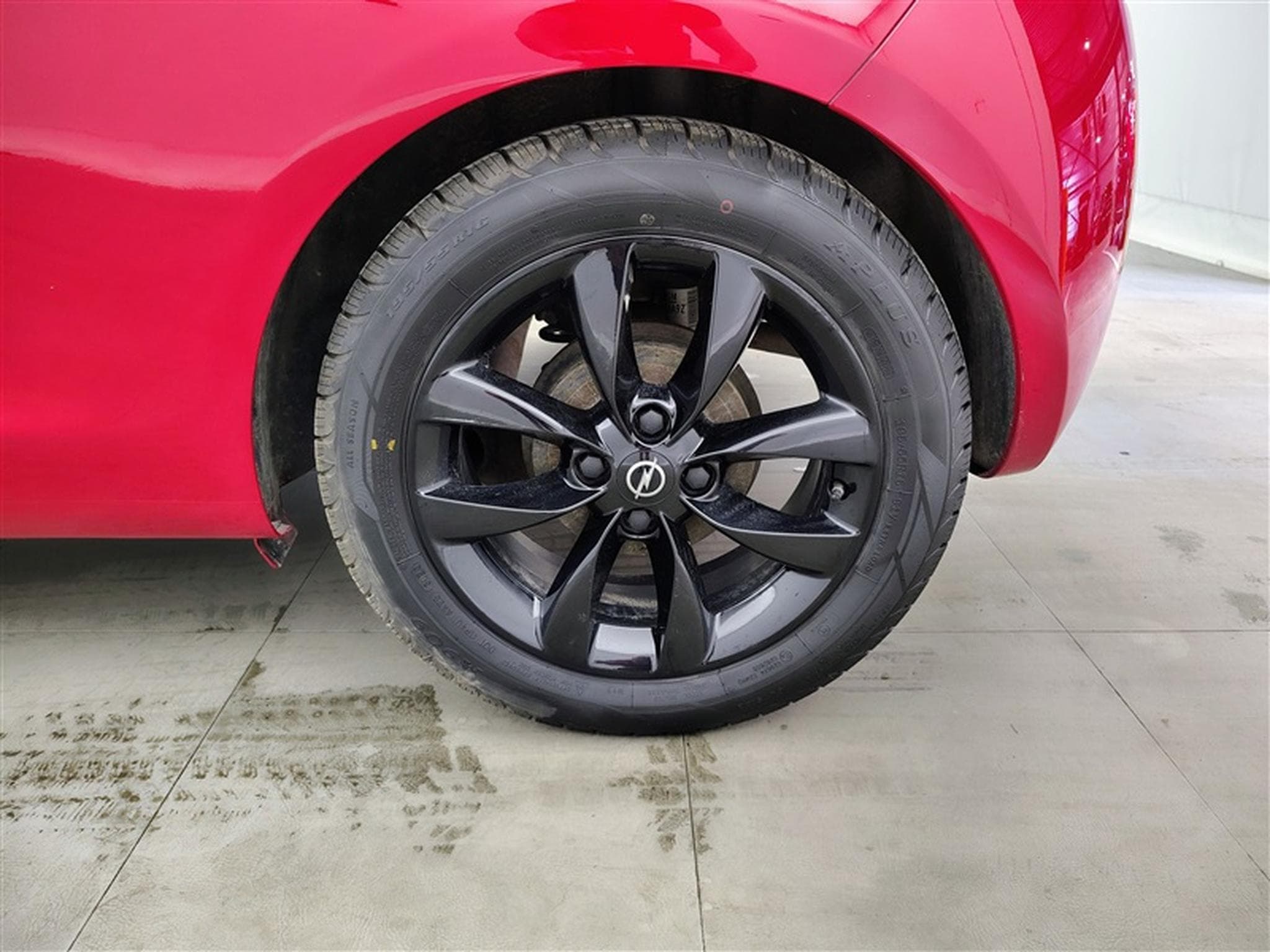 Opel Adam 1.2i Unlimited (EU6.2) (2018) - Photo 6
