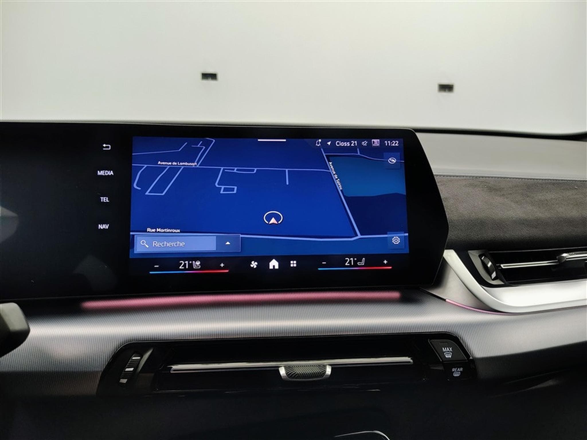 BMW X2 1.5iA sDrive20 PACK M NAVI / FULL LED / S-CUIR (2024) - Photo 11