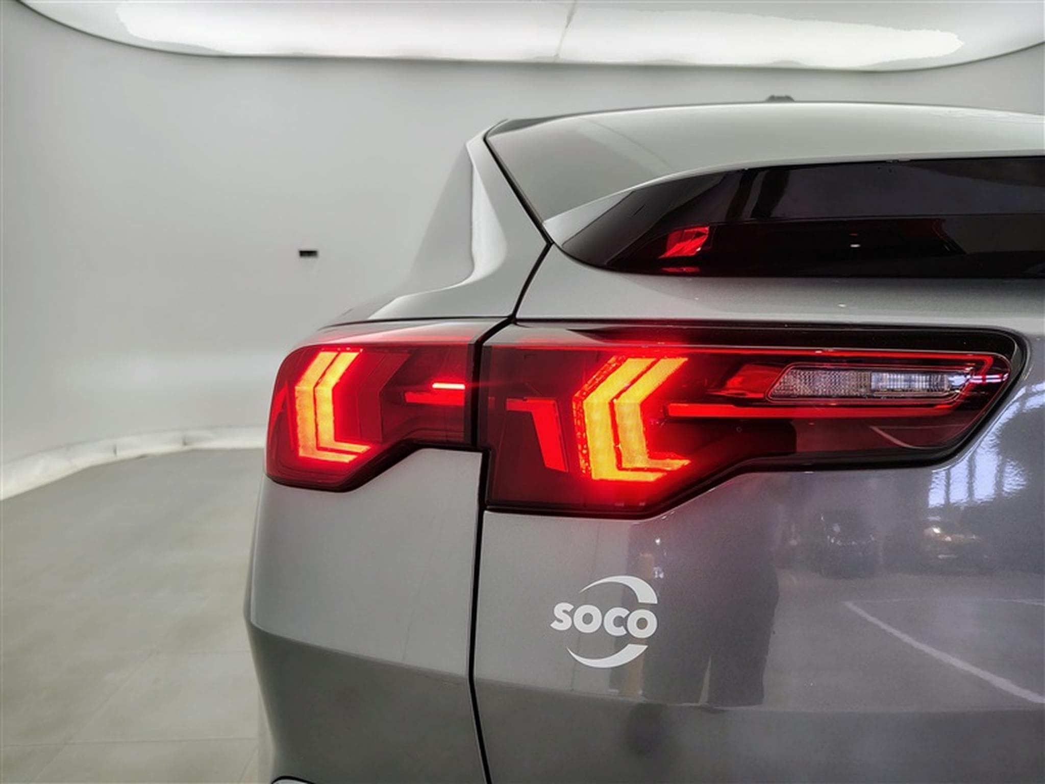 BMW X2 1.5iA sDrive20 PACK M NAVI / FULL LED / S-CUIR (2024) - Photo 16