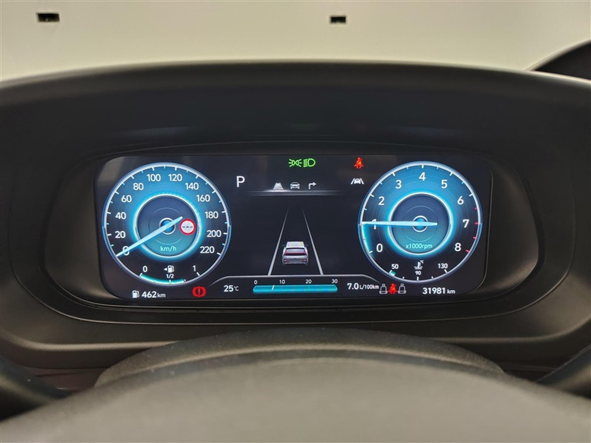 Hyundai Bayon 1.0 T-GDi MHEV Techno DCT/NAVI/LED/JA/PDC (2023) - Photo 10