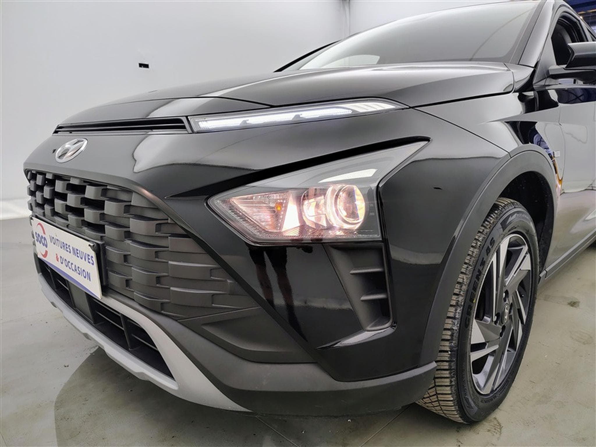 Hyundai Bayon 1.0 T-GDi MHEV Techno DCT/NAVI/LED/JA/PDC (2023) - Photo 15