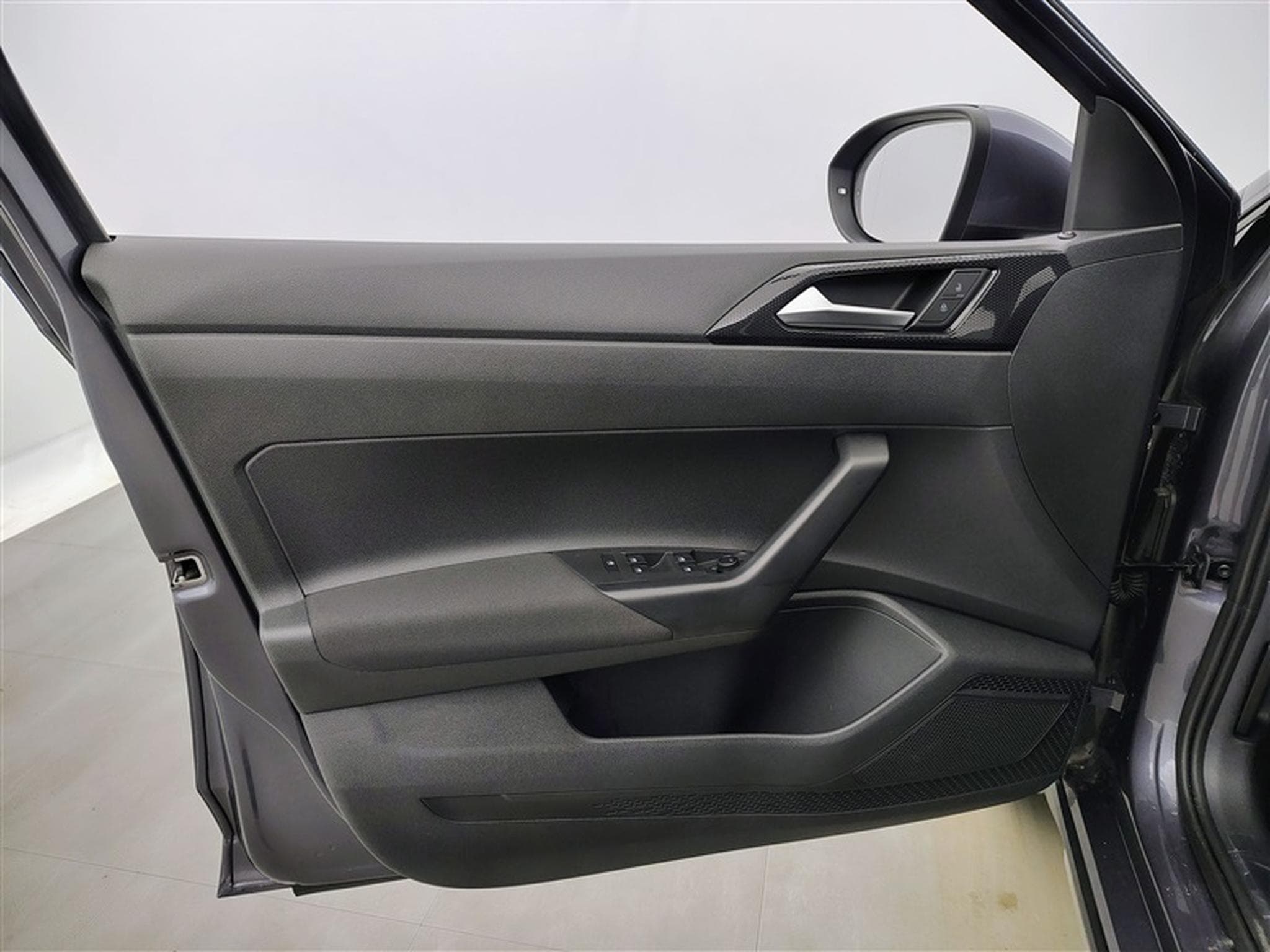 VW Taigo 1.0 TSI 115cv DSG Style CARPLAY / FULL LED / CAMERA / JA 17" (2025) - Photo 16
