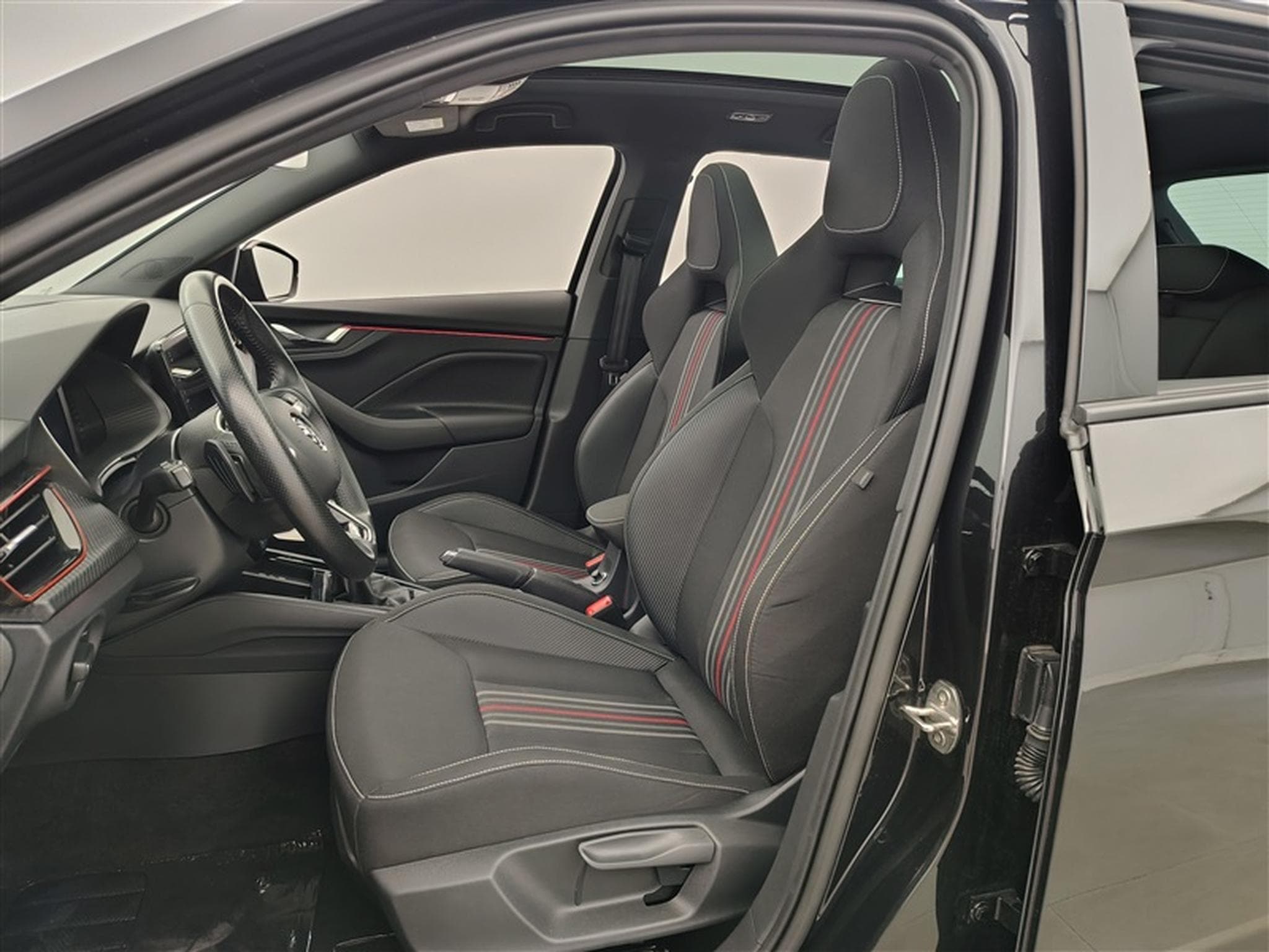 Skoda Scala 1.0 TSI MonteCarlo DSG *NAVI/FULL LED/T.PANO/CAM/JA18* (2024) - Photo 7