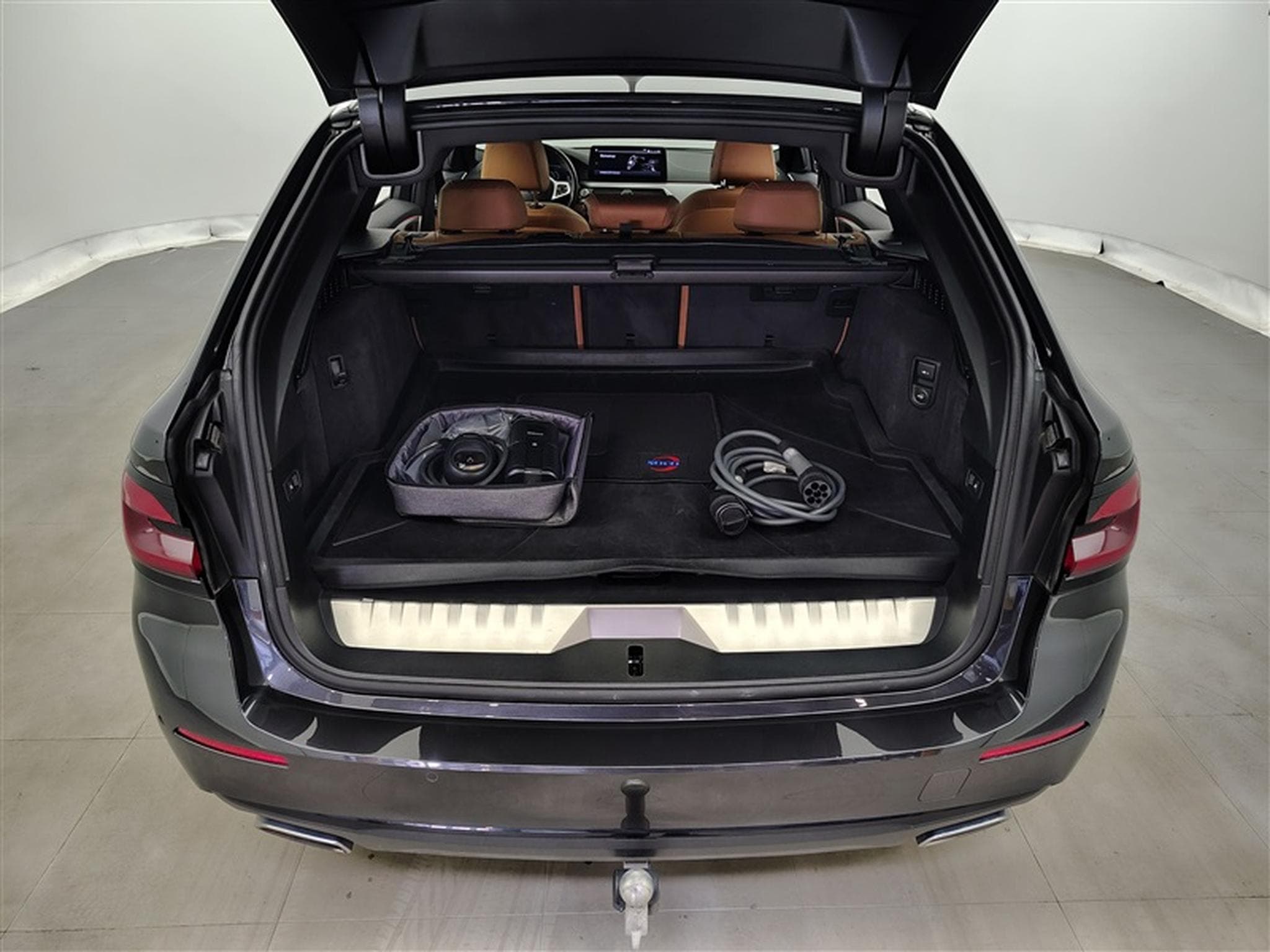 BMW 530 eA PHEV NAVI / FULL LED / CUIR / CARPLAY (2022) - Photo 14