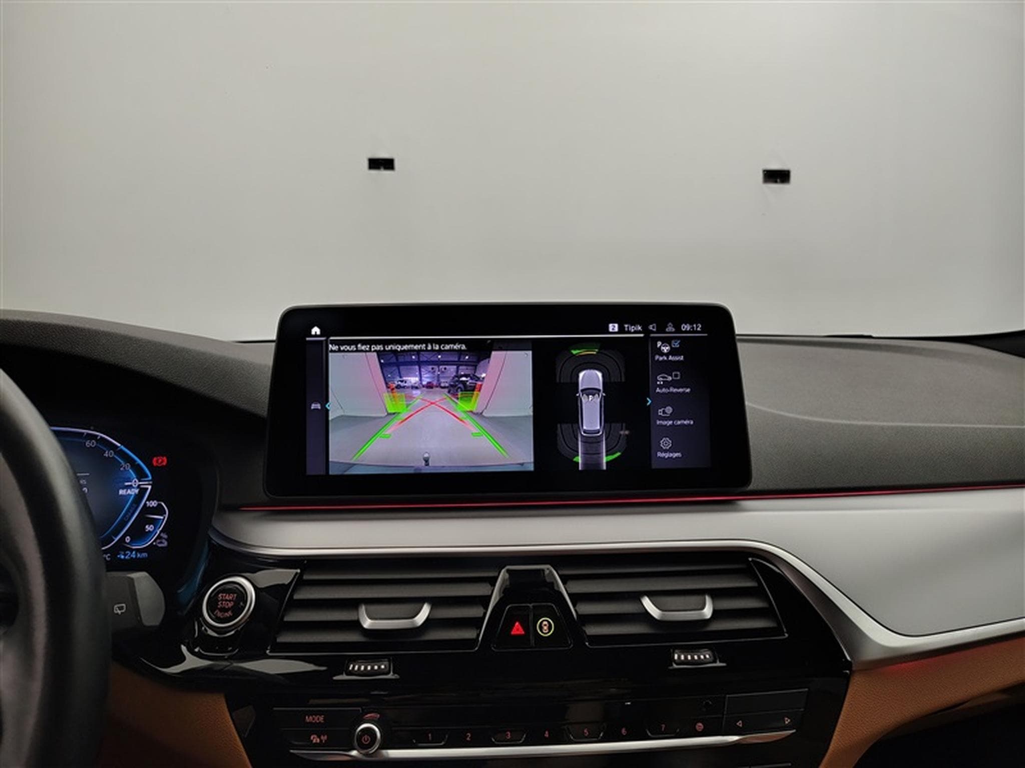 BMW 530 eA PHEV NAVI / FULL LED / CUIR / CARPLAY (2022) - Photo 17
