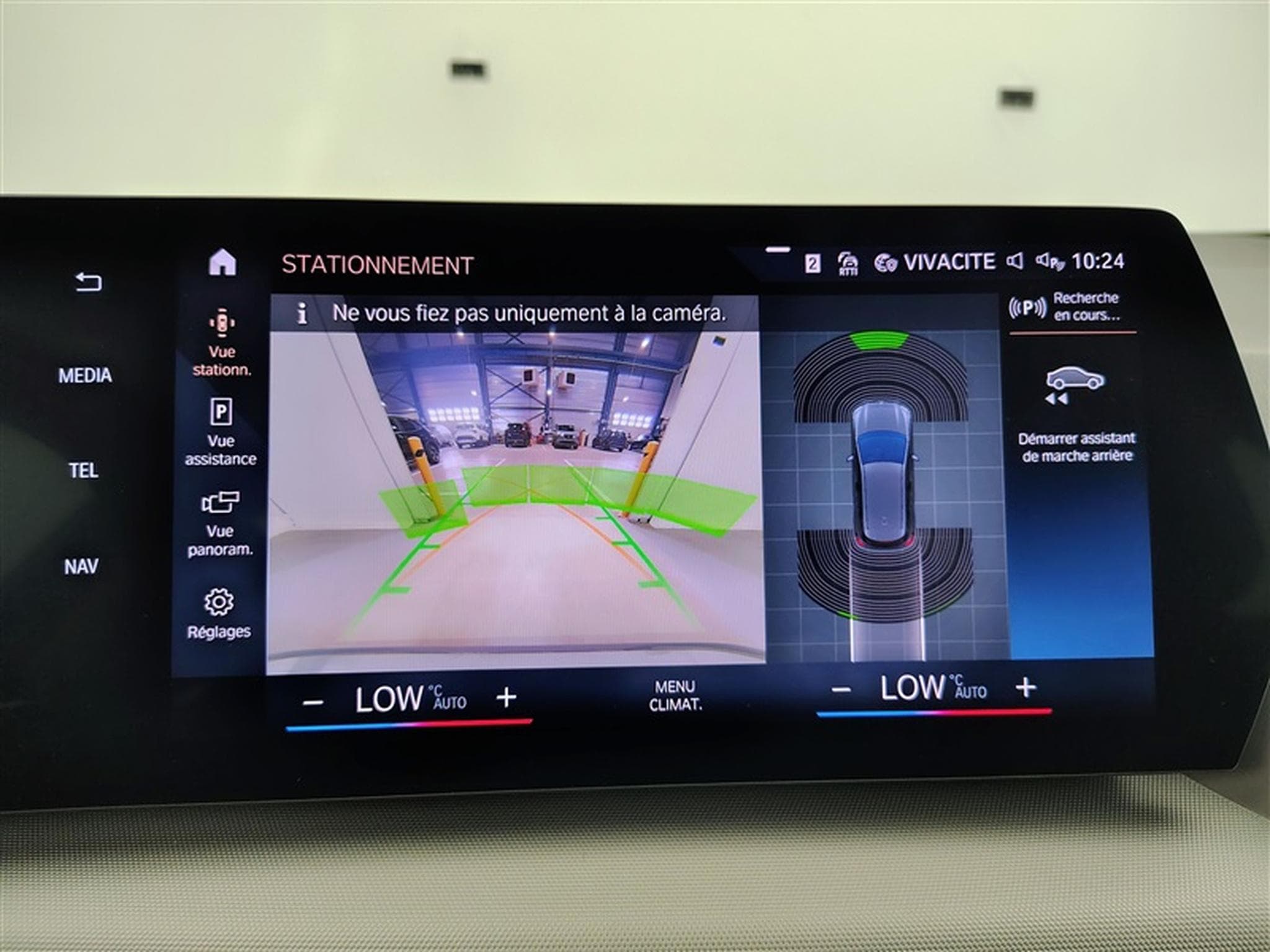 BMW 218 Active Tourer 218 iA NAVI/FULL LED/JA/PDC (2023) - Photo 18