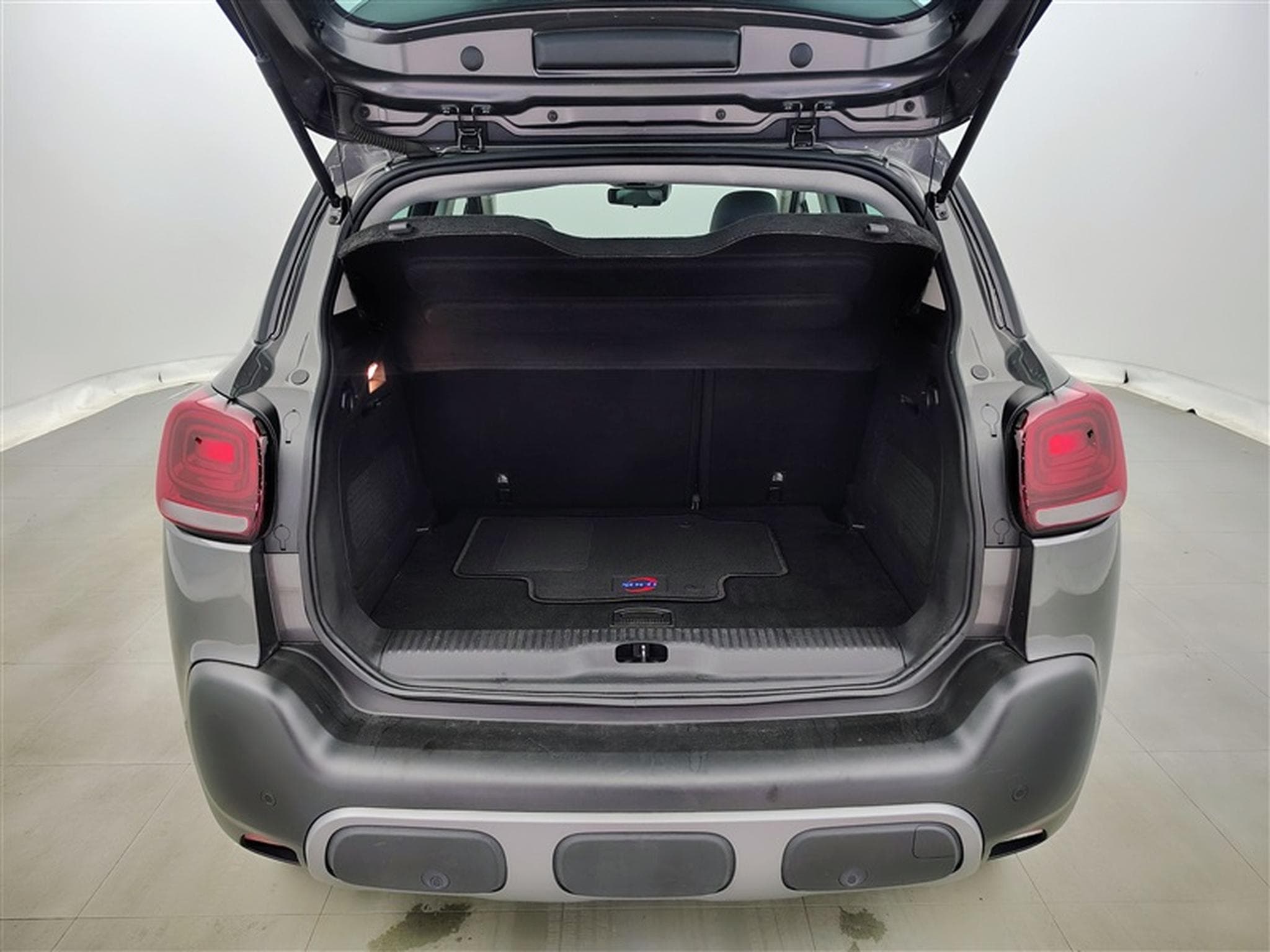 Citroen C3 Aircross 1.5 BlueHDi Shine S&S (EU6.4) (2023) - Photo 14