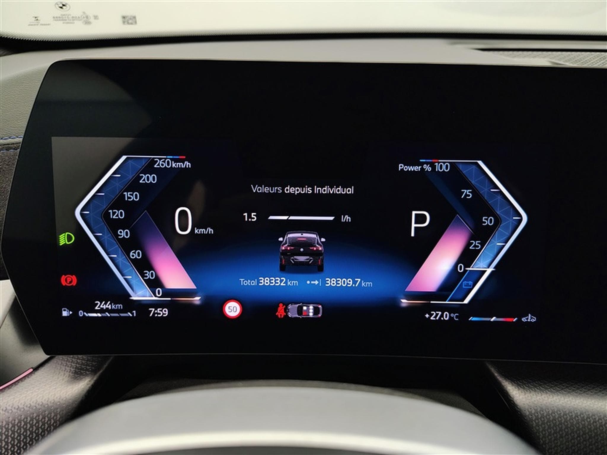 BMW X2 1.5iA sDrive20 Pack M NAVI / FULL LED / CAMERA / JA 18" (2024) - Photo 10