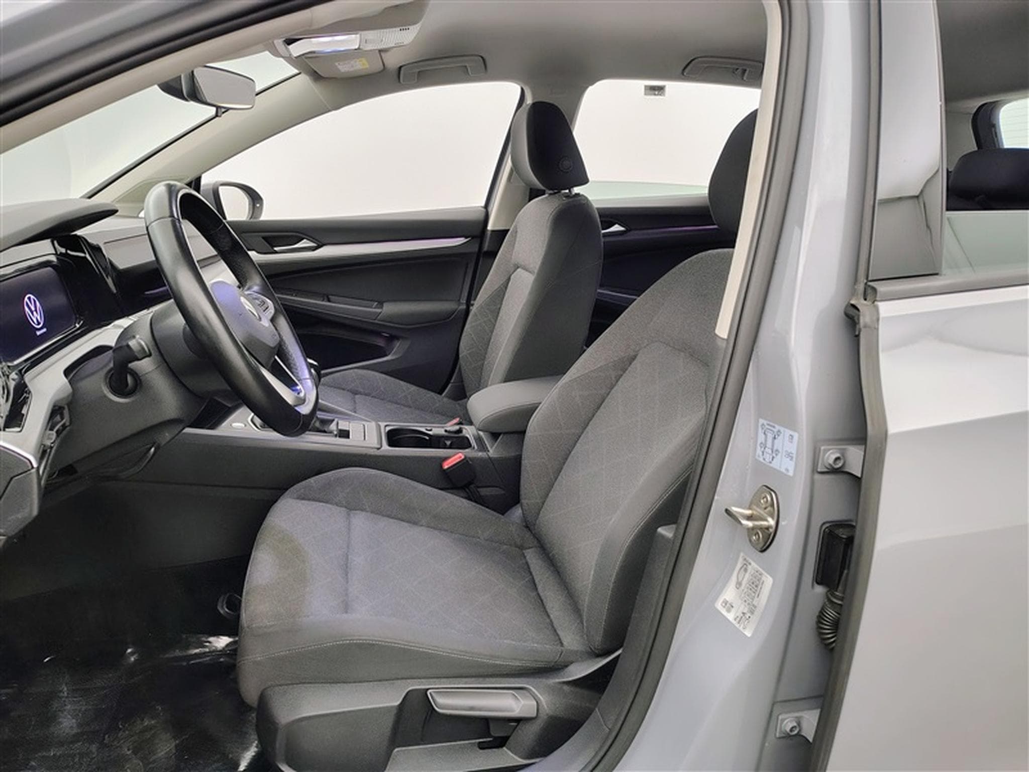 VW Golf 1.5 TSI Life**CARPLAY/LED/RADAR AV-AR** (2020) - Photo 7