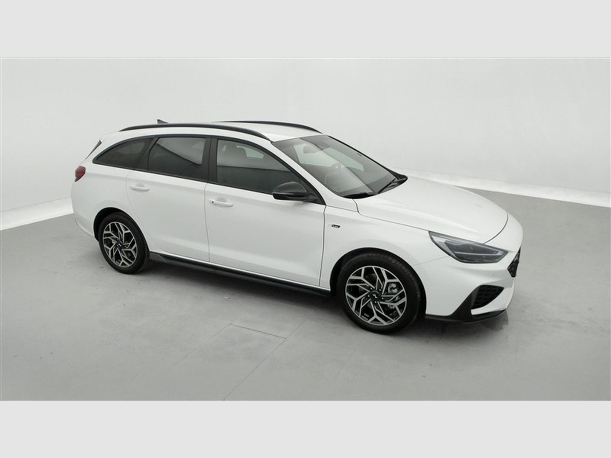 Hyundai i30 Combi 1.0 T-GDi 115cv N-Line NAVI / FULL LED / CAMERA / JA17 (2026) - Photo 24