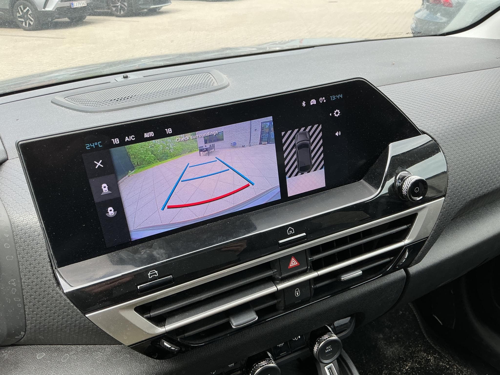 Citroen C4 Max (2025) - Photo 11