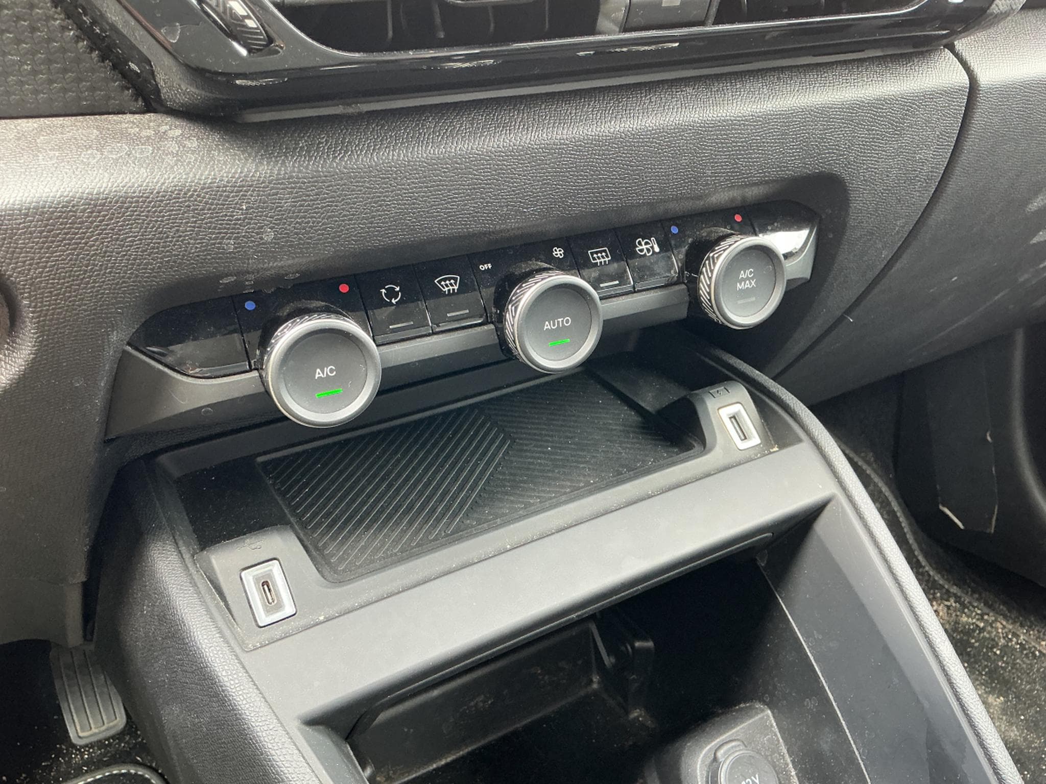 Citroen C4 Max (2025) - Photo 19