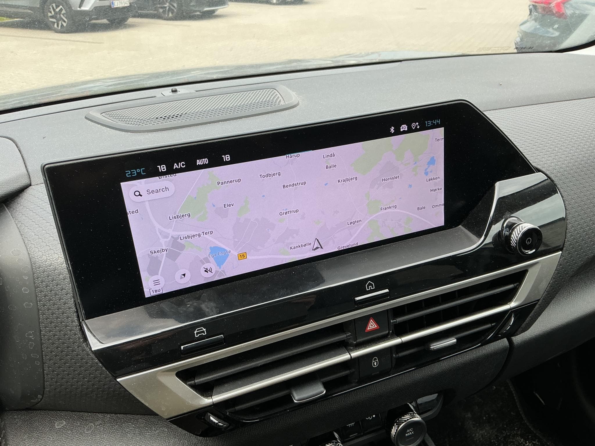 Citroen C4 Max (2025) - Photo 9