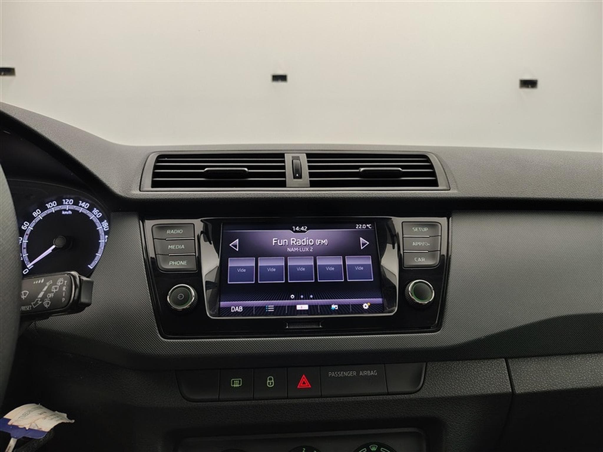 Skoda Fabia 1.0i Active (2021) - Photo 10