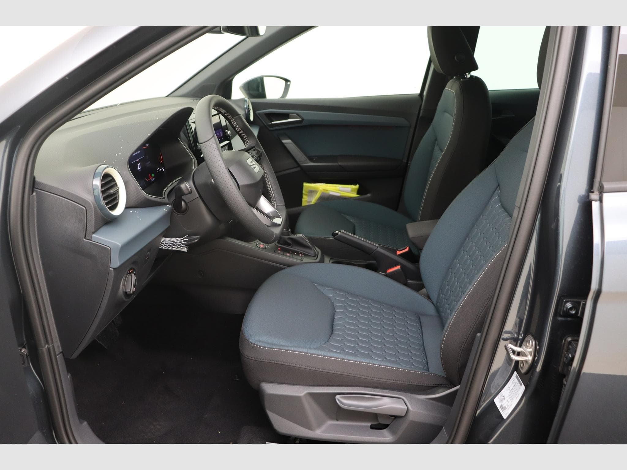 Seat Arona Play Plus (2026) - Photo 13