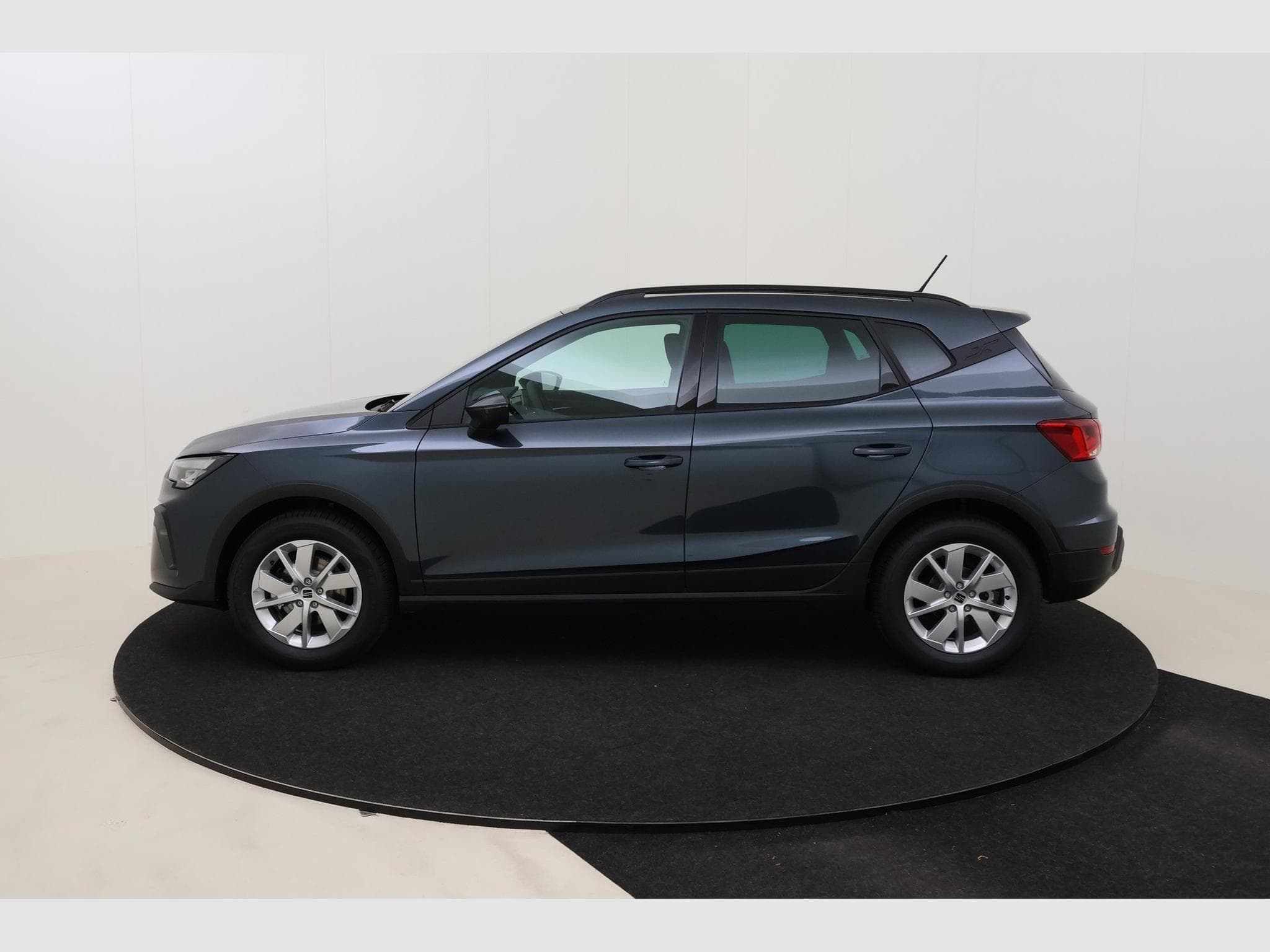 Seat Arona Play Plus (2026) - Photo 9