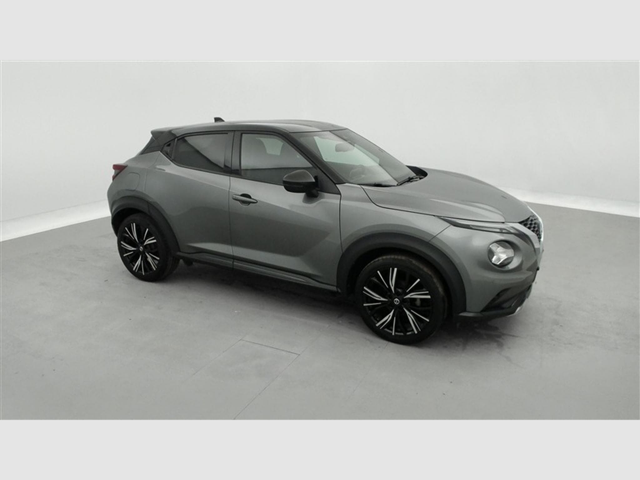 Nissan Juke 1.0 DIG-T 2WD N-Design (EU6AP) (2021) - Photo 23