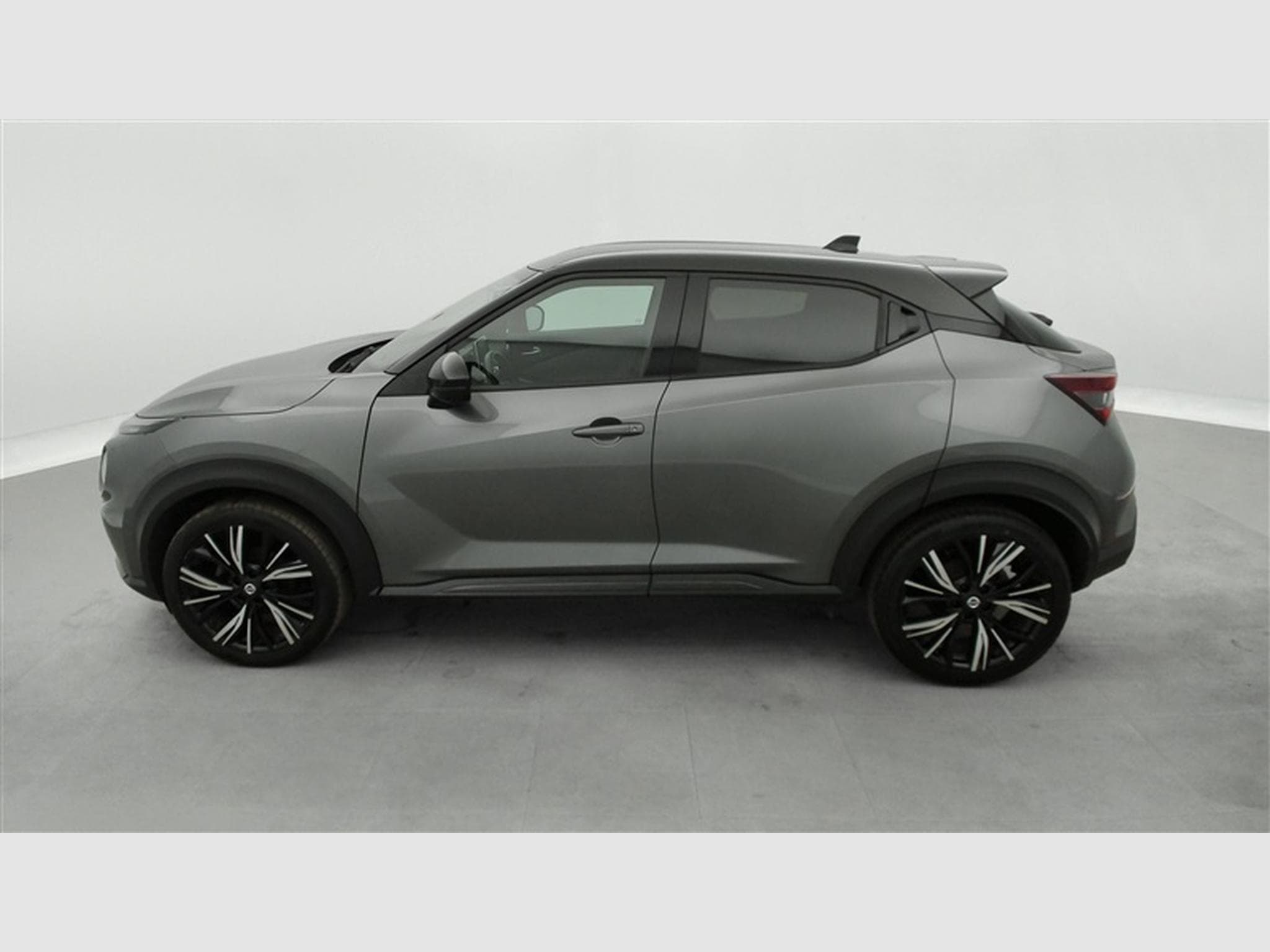 Nissan Juke 1.0 DIG-T 2WD N-Design (EU6AP) (2021) - Photo 3
