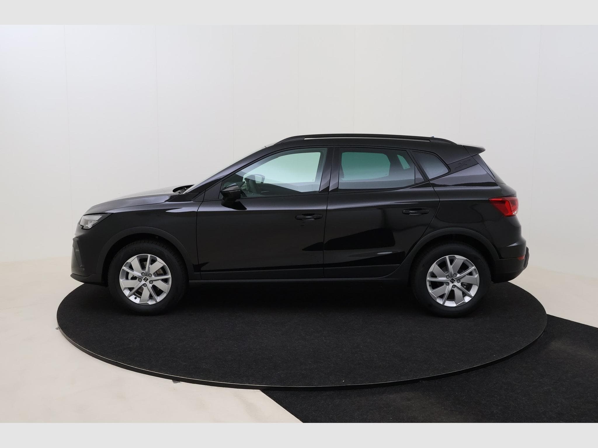Seat Arona Play Plus (2026) - Photo 9