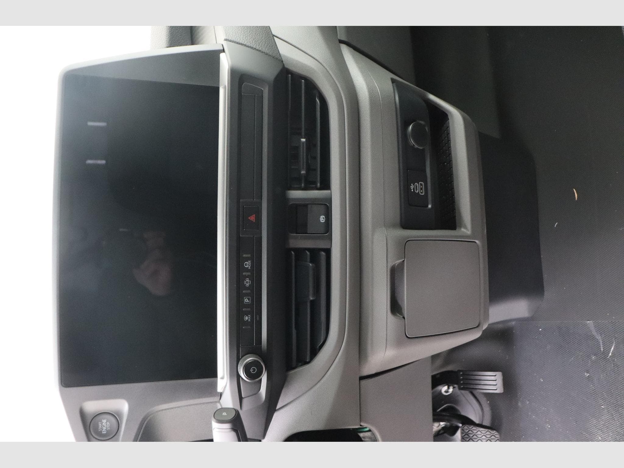 VW T6.1 T7 Fourgon 3500 mm (2026) - Photo 12