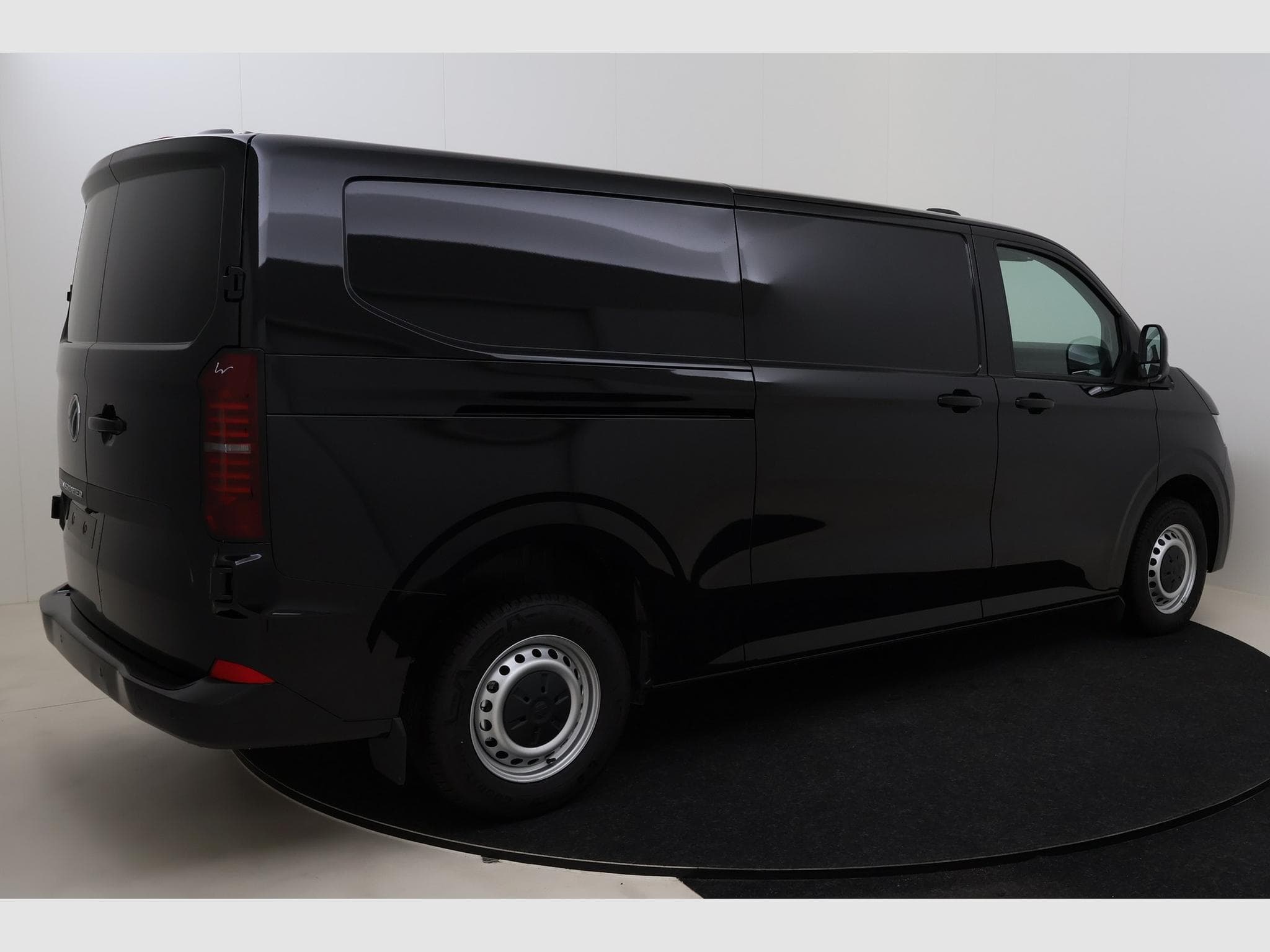 VW T6.1 T7 Fourgon 3500 mm (2026) - Photo 5