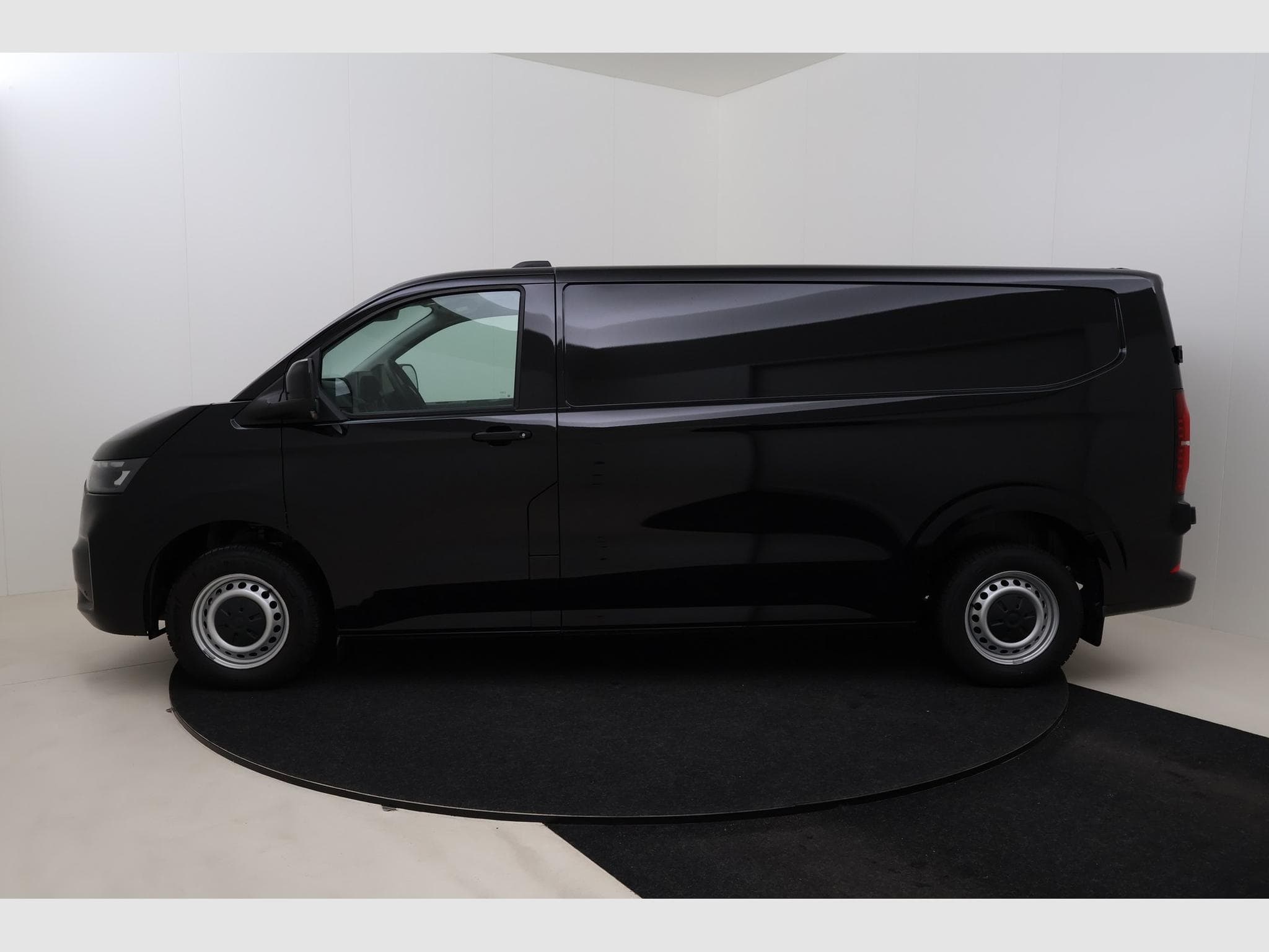 VW T6.1 T7 Fourgon 3500 mm (2026) - Photo 9